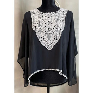 Umgee White Lace Front Sheer Black Blouse Top Size Medium‎ 3/4 Sleeve Flare Boho